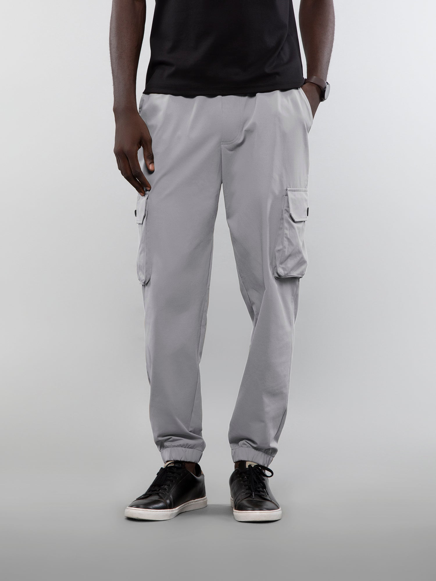 Six pocket cargo pants