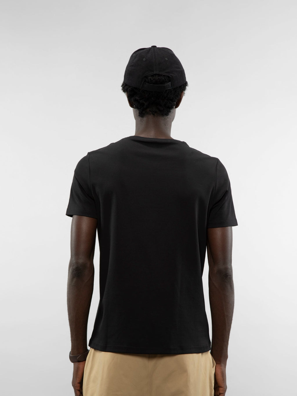 The crew neck tee