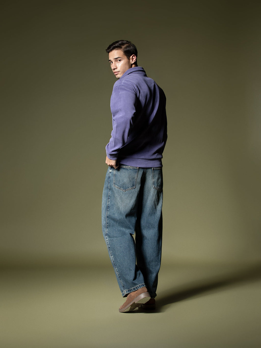 Ribbed quarter-zip sweatshirt