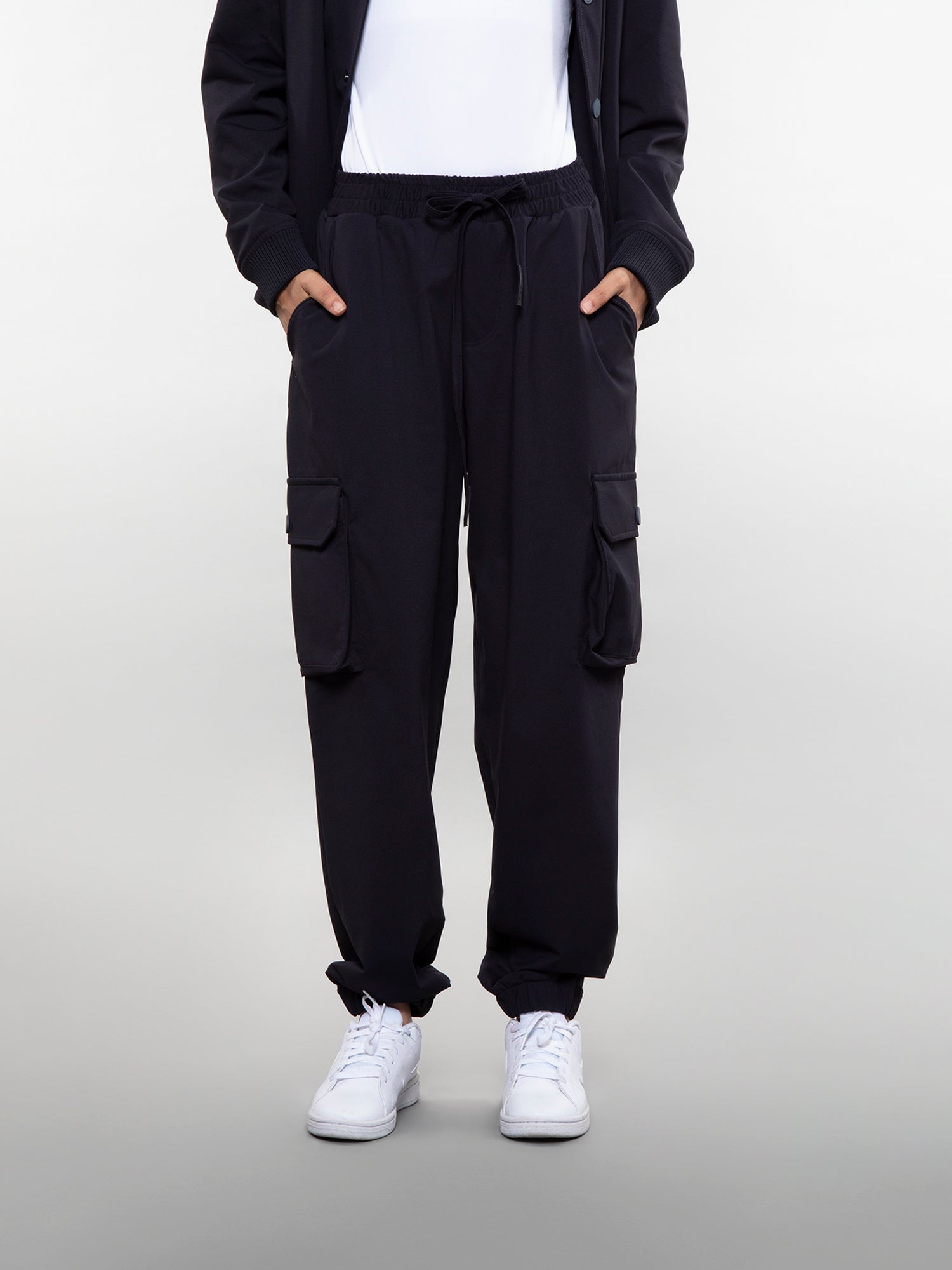 Six pocket cargo pants
