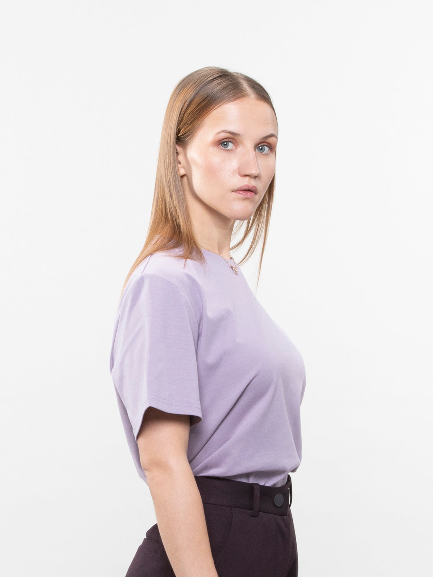 The crew neck tee