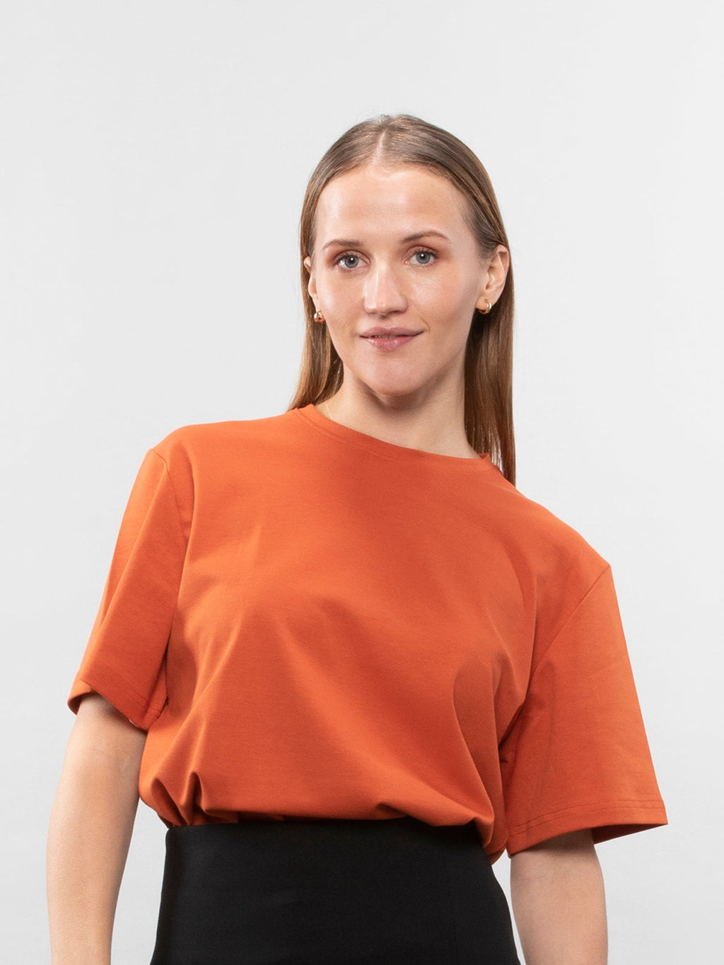 The crew neck tee