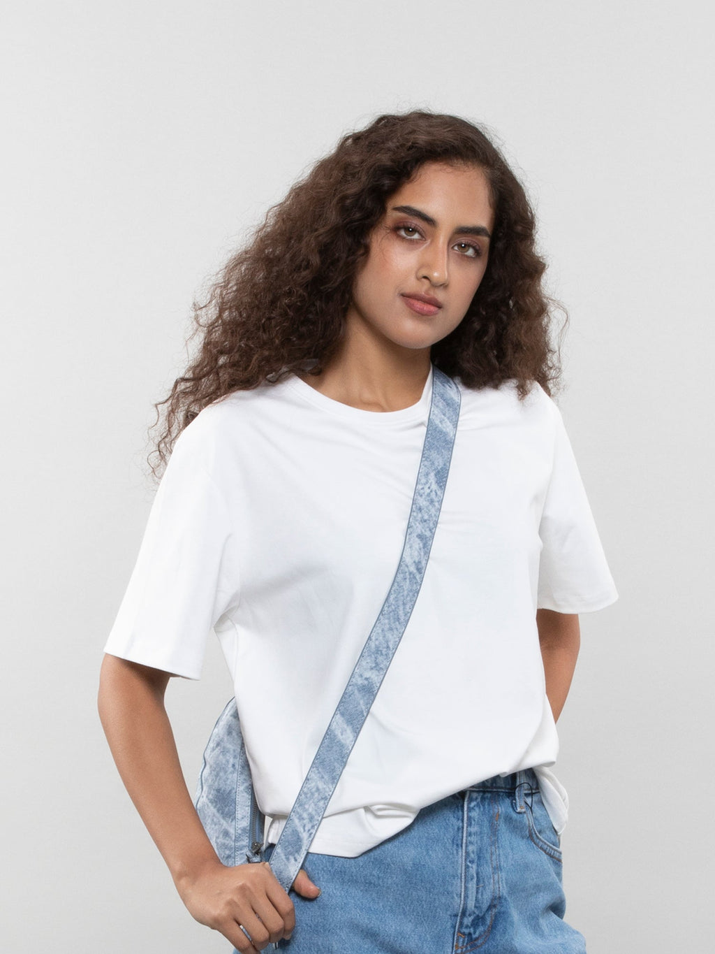 The crew neck tee