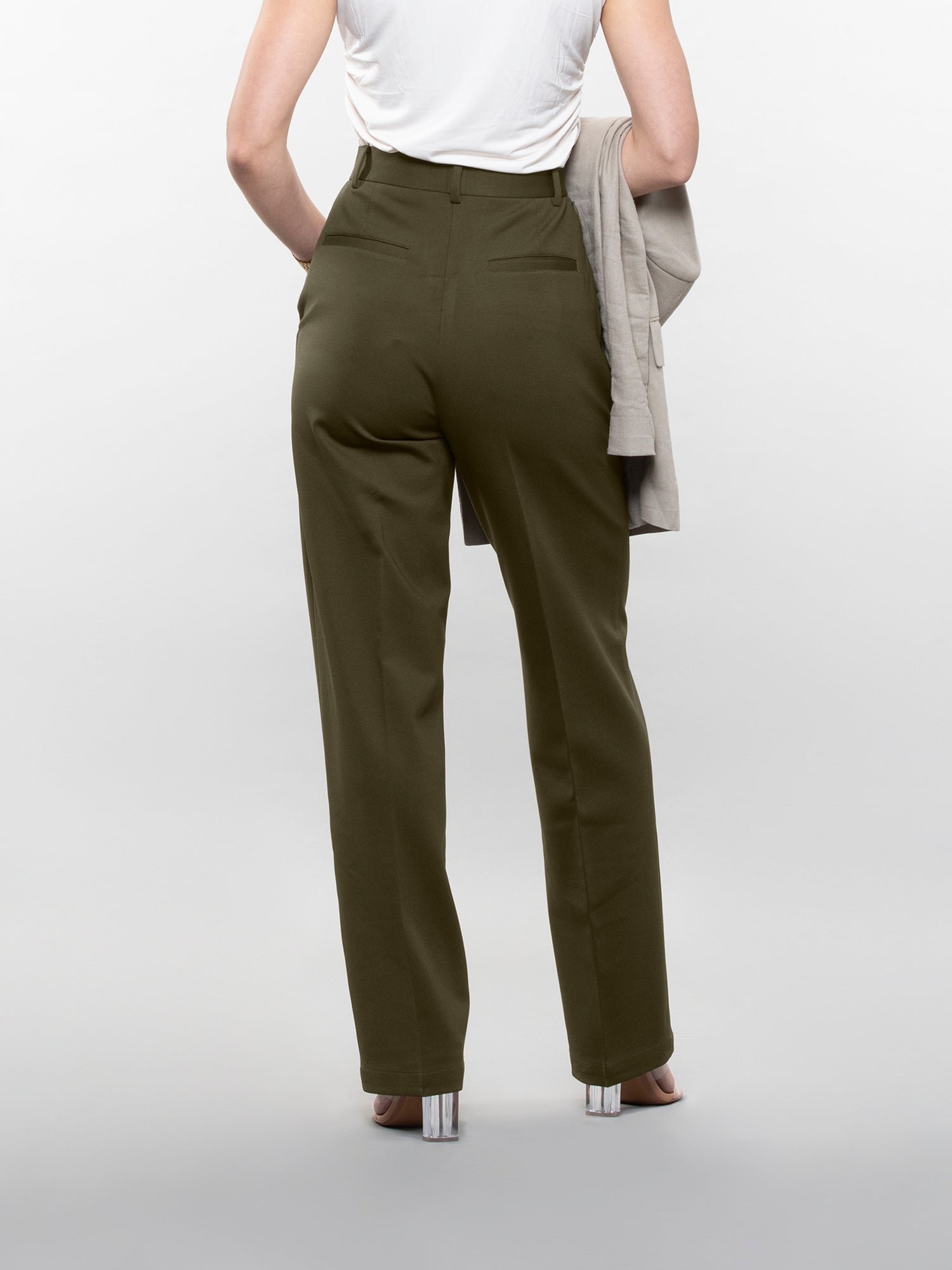 Straight-leg trouser