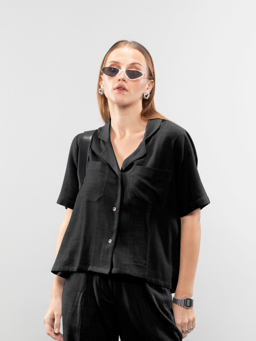 Short-sleeve relaxed shirt